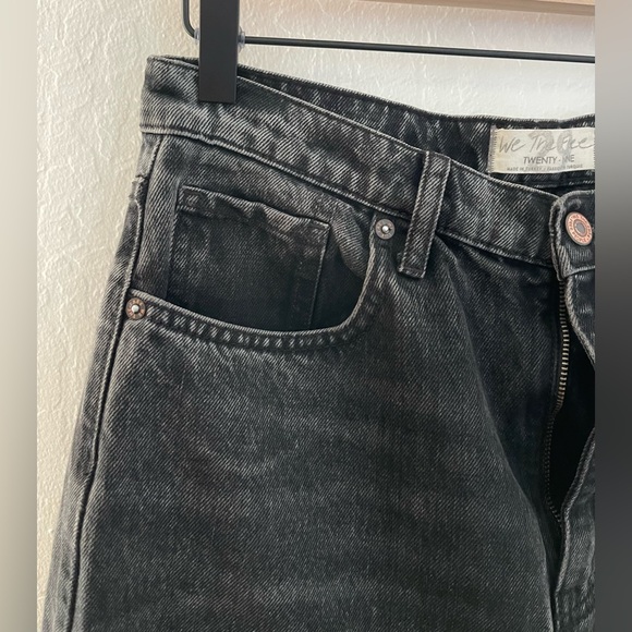We The Free Wide Leg Jeans - Picture 2 of 4